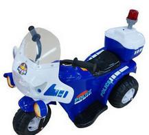 三輪帶警報(bào)電動(dòng)車/童車(圖)